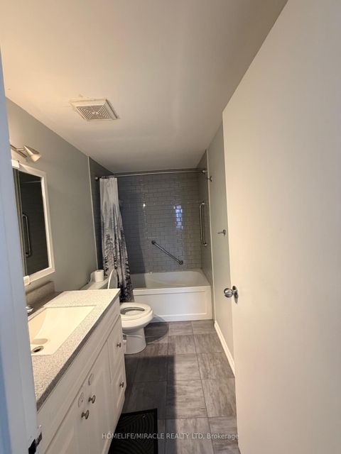 Photo 17 at 1391 Fenelon Crescent, Lakeview, Oshawa