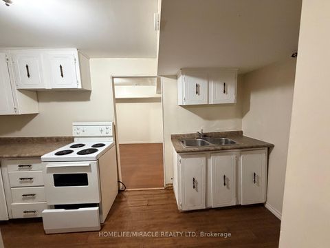 Photo 21 at 1391 Fenelon Crescent, Lakeview, Oshawa