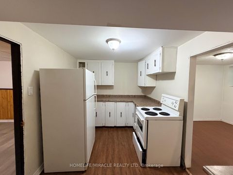 Photo 22 at 1391 Fenelon Crescent, Lakeview, Oshawa