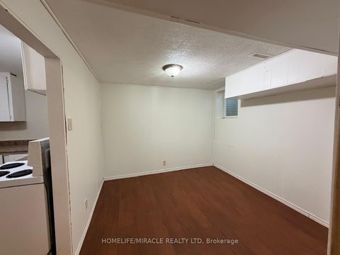 Photo 23 at 1391 Fenelon Crescent, Lakeview, Oshawa