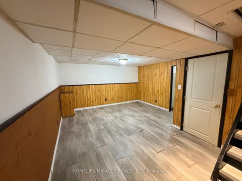 Photo 24 at 1391 Fenelon Crescent, Lakeview, Oshawa