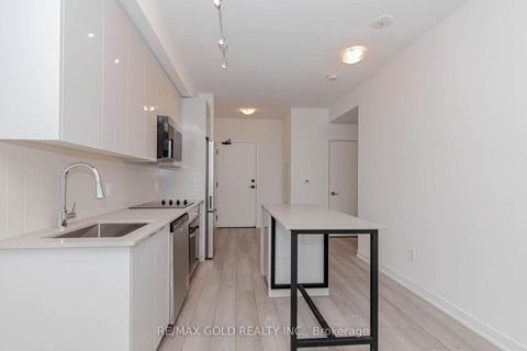 Photo 17 at 2517 - 10 Abeja Street, Concord, Vaughan