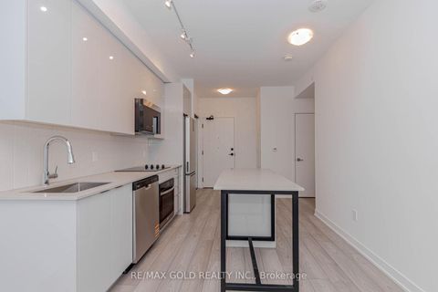 Photo 18 at 2517 - 10 Abeja Street, Concord, Vaughan