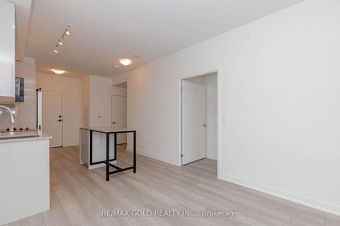 Photo 22 at 2517 - 10 Abeja Street, Concord, Vaughan