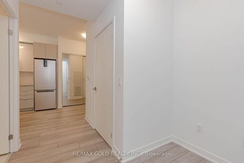 Photo 25 at 2517 - 10 Abeja Street, Concord, Vaughan