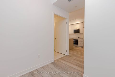 Photo 26 at 2517 - 10 Abeja Street, Concord, Vaughan