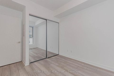 Photo 28 at 2517 - 10 Abeja Street, Concord, Vaughan