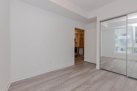 Photo 29 at 2517 - 10 Abeja Street, Concord, Vaughan