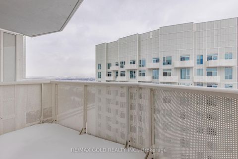 Photo 36 at 2517 - 10 Abeja Street, Concord, Vaughan