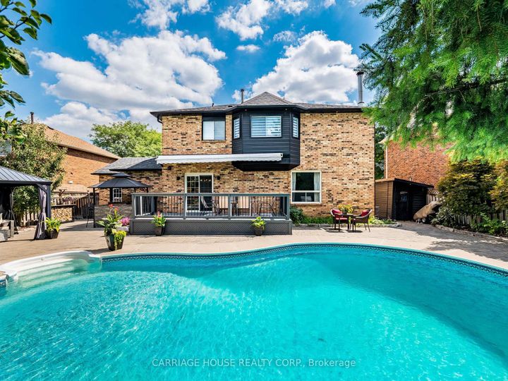 Photo 28 at 16 Stowe Court, Heart Lake West, Brampton