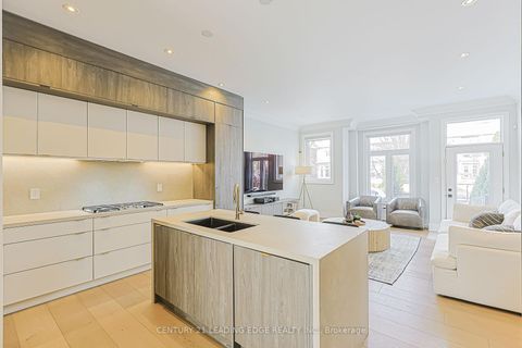 Photo 8 at 522 Woburn Avenue, Nortown, Toronto