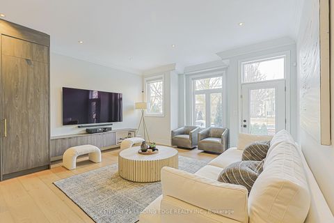 Photo 10 at 522 Woburn Avenue, Nortown, Toronto