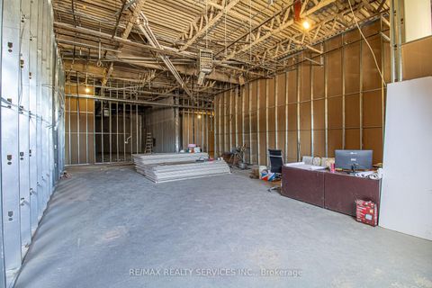 Photo 4 at 19 - 30 Dean Park Road, Rouge E11, Toronto