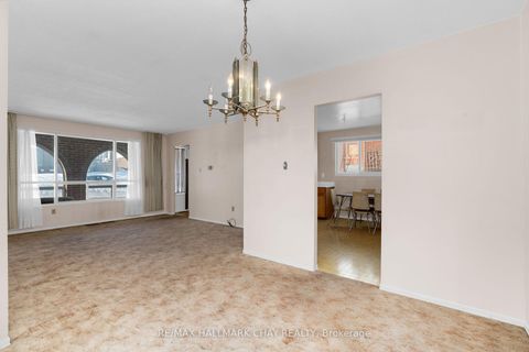 Photo 9 at 31 Springdale Drive, Cundles East, Barrie