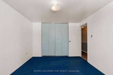 Photo 18 at 31 Springdale Drive, Cundles East, Barrie