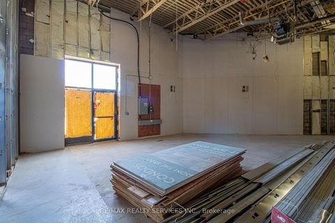 Photo 6 at 20 - 30 Dean Park Road, Rouge E11, Toronto