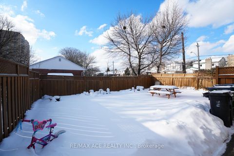 Photo 25 at 75 Grace Street, Eglinton East, Toronto