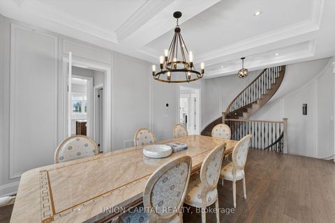 Photo 7 at 29 Elm Grove Avenue, Oak Ridges, Richmond Hill