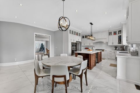 Photo 12 at 29 Elm Grove Avenue, Oak Ridges, Richmond Hill