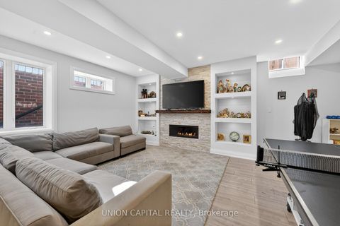 Photo 32 at 29 Elm Grove Avenue, Oak Ridges, Richmond Hill