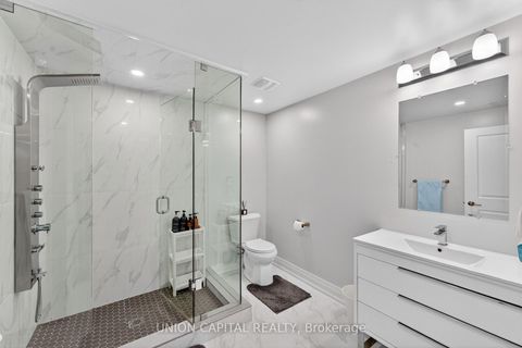 Photo 34 at 29 Elm Grove Avenue, Oak Ridges, Richmond Hill