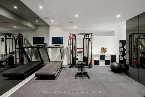 Photo 40 at 17 Lakeview Avenue, Bellwoods, Toronto