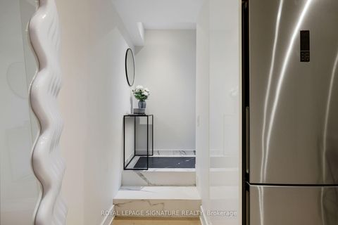 Photo 41 at 17 Lakeview Avenue, Bellwoods, Toronto