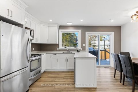 Photo 8 at 734 Roberts Road, Alcona, Innisfil