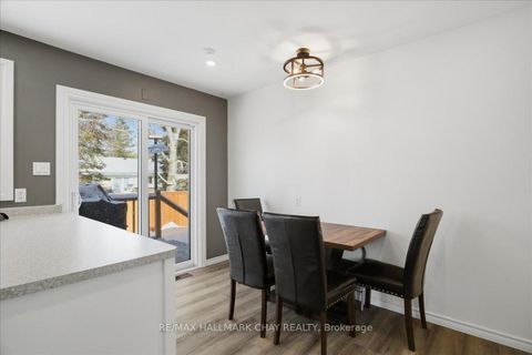 Photo 14 at 734 Roberts Road, Alcona, Innisfil