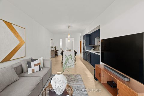 Photo 15 at 304 - 170 Chiltern Hill Road, Cedarvale, Toronto