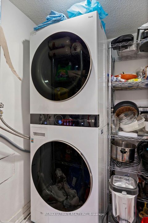 Photo 21 at 332 - 2 Valhalla Inn Road, City Centre West, Toronto