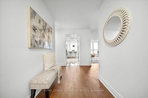 Photo 1 at 903 - 5 Rowntree Road, Jamestown, Toronto