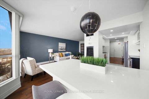 Photo 16 at 903 - 5 Rowntree Road, Jamestown, Toronto