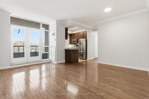 Photo 3 at 305 - 9 Boardwalk Drive, The Beaches, Toronto