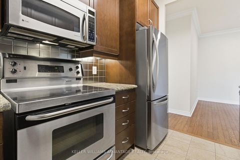 Photo 7 at 305 - 9 Boardwalk Drive, The Beaches, Toronto