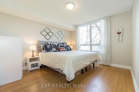 Photo 1 at 220 - 80 Harrison Garden Boulevard, Willowdale East, Toronto