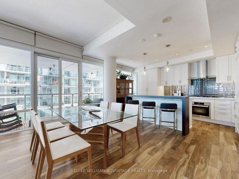 Photo 10 at 401 - 29 Queens Quay E, Waterfront Communities C1, Toronto