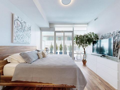 Photo 18 at 401 - 29 Queens Quay E, Waterfront Communities C1, Toronto