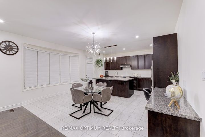 Photo 14 at 91 Elderslie Crescent, Kleinburg, Vaughan