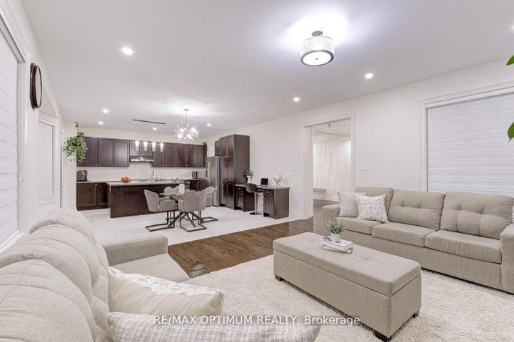 Photo 19 at 91 Elderslie Crescent, Kleinburg, Vaughan