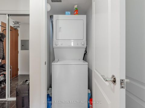 Photo 20 at 512 - 3830 Bathurst Street, Clanton Park, Toronto