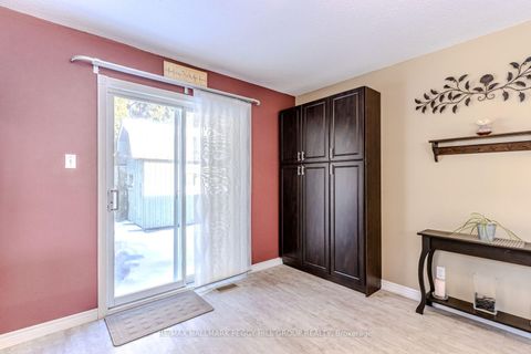 Photo 6 at 172 Sundew Drive, Holly, Barrie