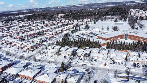 Photo 13 at 172 Sundew Drive, Holly, Barrie