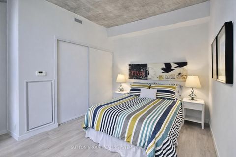 Photo 3 at 420 - 478 King Street W, Waterfront Communities C1, Toronto