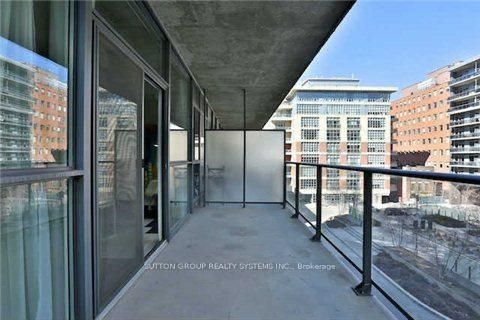 Photo 9 at 420 - 478 King Street W, Waterfront Communities C1, Toronto