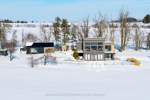 Photo 1 at 2566 5 Concession S, Rural Clearview, Clearview