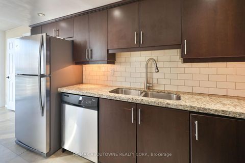 Photo 18 at 2109 - 350 Webb Drive, City Centre, Mississauga