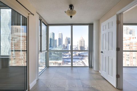 Photo 21 at 2109 - 350 Webb Drive, City Centre, Mississauga