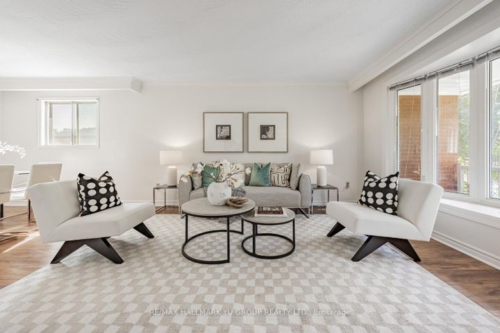 Photo 3 at 7137 Madiera Road, Malton, Mississauga