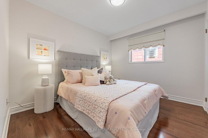 Photo 13 at 7137 Madiera Road, Malton, Mississauga